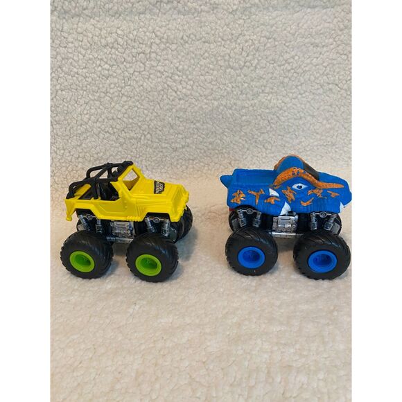 Unbranded Lot of 2 Monster Truck Jeeps Convert to Dinosaur Monster Trucks - Picture 7 of 8